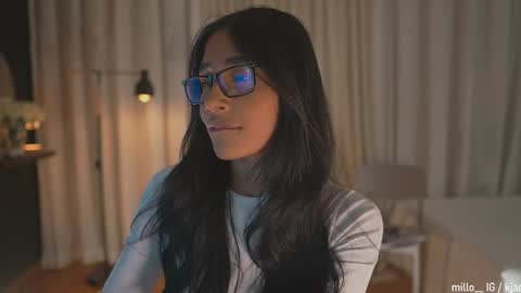 Sam online show from March 2026 09:44:02 PM