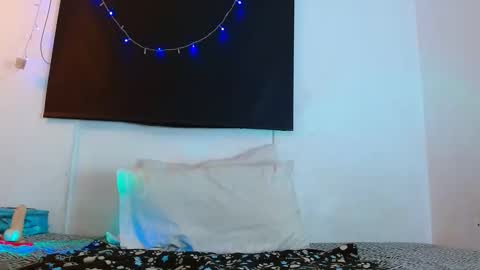 Samantha ferrer online show from February 2025 06:08:01 AM