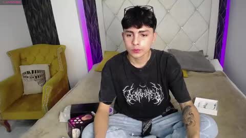 Snapshot of samu_foxxx chatting on September 2025 08:13:01 PM SAMU online show from September 2025 08:13:01 PM