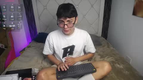 Snapshot of samu_foxxx chatting on October 2025 08:11:02 PM SAMU online show from October 2025 08:11:02 PM