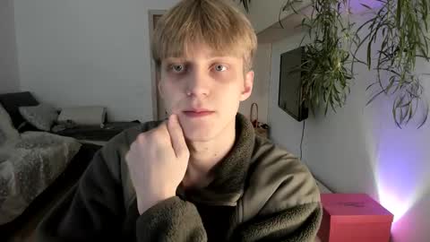 Snapshot of samuel_clark chatting on October 2025 06:31:01 AM Sam online show from October 2025 06:31:01 AM
