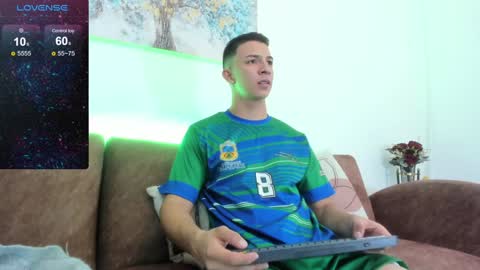 Samuel online show from January 2025 04:01:01 AM