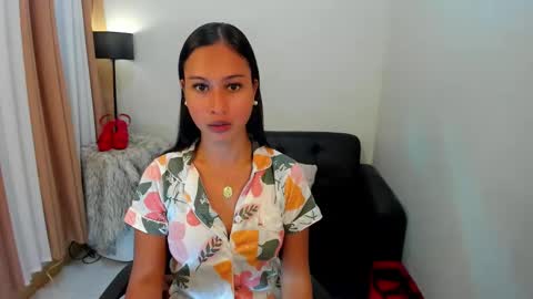 Snapshot of samuelangelo chatting on January 2025 12:42:02 AM Sam online show from January 2025 12:42:02 AM