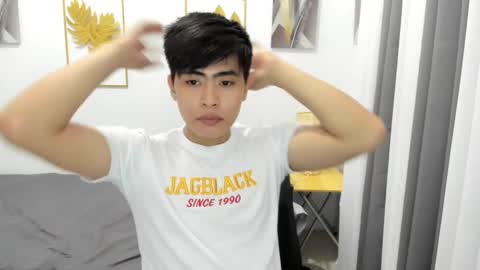 Snapshot of samuelangelo chatting on February 2025 06:49:02 AM Sam online show from February 2025 06:49:02 AM