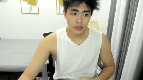 Snapshot of samuelangelo chatting on March 2025 04:21:01 AM Sam online show from March 2025 04:21:01 AM