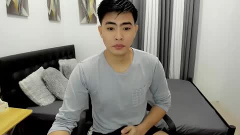 Snapshot of samuelangelo chatting on November 2025 06:03:01 AM Sam online show from November 2025 06:03:01 AM