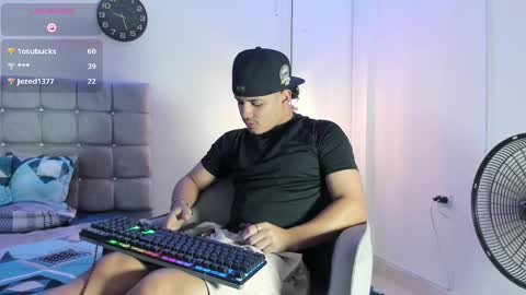 samxx_muscle online show from September 2025 02:38:02 PM