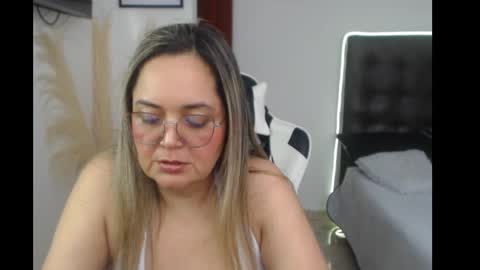 samy_vsn online show from September 2025 07:37:02 PM