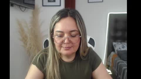 samy_vsn online show from October 2025 05:54:02 PM