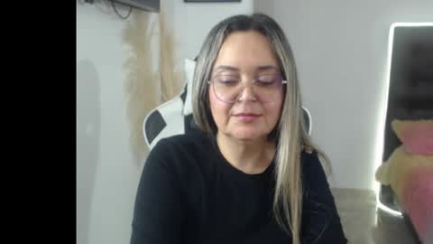 samy_vsn online show from November 2025 07:02:02 PM