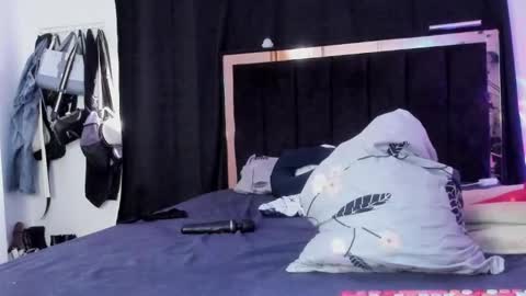 SamyHolbrook online show from February 2026 02:26:02 PM