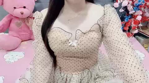 sanami_sian_ online show from December 2025 02:24:02 PM