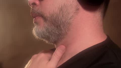 Sanders online show from October 2025 07:38:02 PM