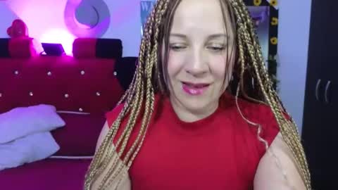 sandraossa online show from November 2025 07:56:01 PM