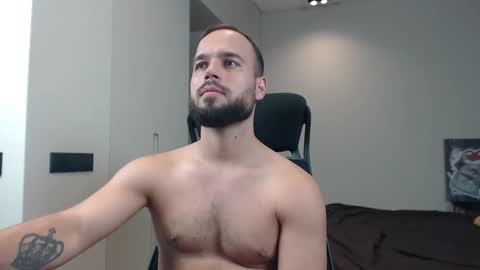 DeAlex online show from December 2025 09:02:01 PM