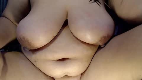 Snapshot of sandy_louisexxx chatting on September 2025 07:28:01 PM sandy louisexxx online show from September 2025 07:28:01 PM