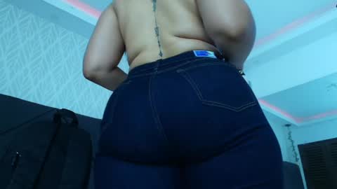 Snapshot of sandy_rivas chatting on May 2026 06:02:02 PM SAM online show from May 2026 06:02:02 PM