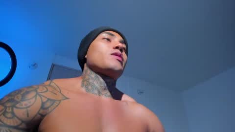 Santi Ferrer online show from May 2026 03:01:01 AM
