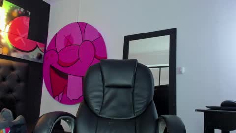 santi online show from February 2025 03:36:02 PM