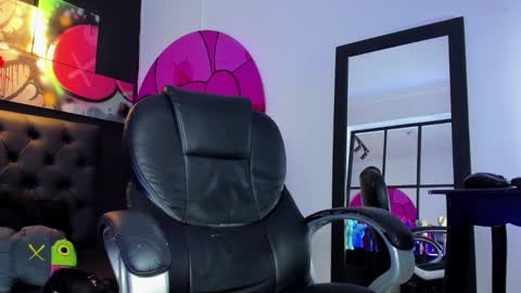 santi online show from February 2025 03:05:02 PM