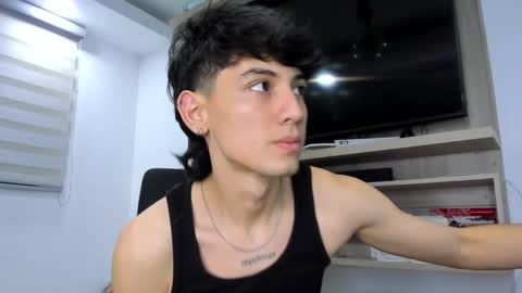 santi online show from October 2025 05:15:01 AM