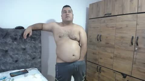 Snapshot of santi_hothot chatting on September 2025 07:15:02 PM Santiago online show from September 2025 07:15:02 PM