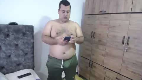 Snapshot of santi_hothot chatting on October 2025 07:00:01 PM Santiago online show from October 2025 07:00:01 PM