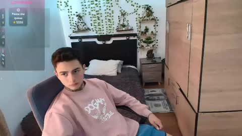 Snapshot of santi_ss chatting on April 2026 03:21:02 PM santi_ss online show from April 2026 03:21:02 PM