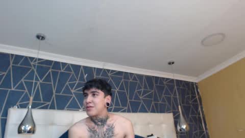 SantiAbader online show from October 2025 07:18:01 PM