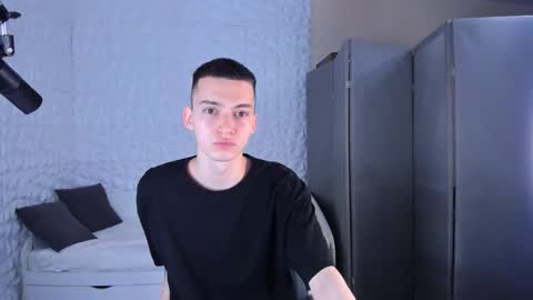 santiago__perez online show from November 2025 02:54:01 PM