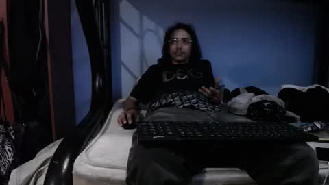 Santiago    online show from February 2025 11:17:01 PM