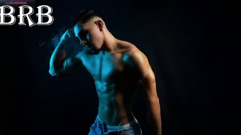 Santiago Seans online show from May 2026 01:21:02 PM