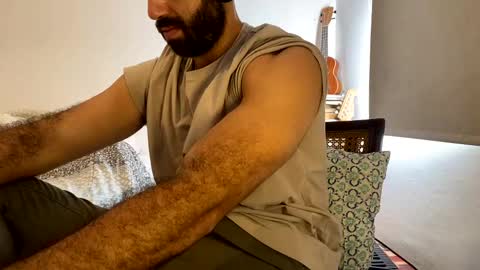 Papi online show from December 2024 08:36:02 PM