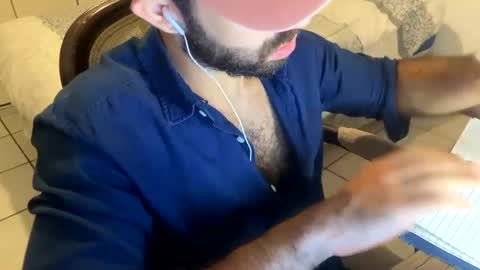 Papi online show from September 2025 01:30:01 AM