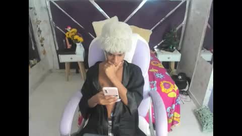 santy online show from November 2025 11:49:01 AM