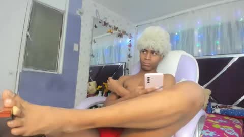 santy online show from November 2025 01:47:02 PM