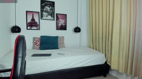 Santiago Carrington online show from December 2024 08:21:02 PM