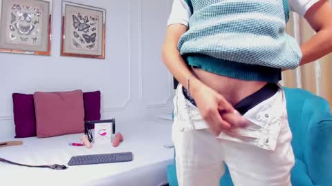 Santiago Carrington online show from December 2024 06:33:01 PM