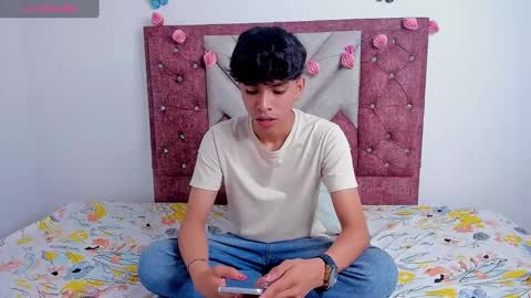 Santiago Carrington online show from March 2025 10:09:02 PM