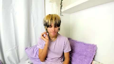 kitty online show from December 2024 03:17:02 AM