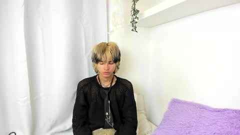 kitty online show from December 2024 05:29:02 AM