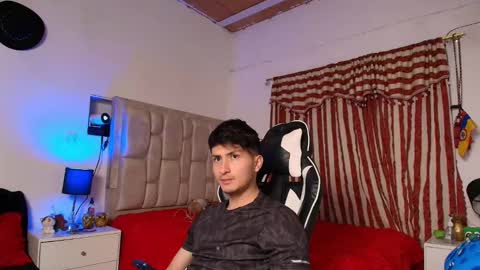 Santyago online show from December 2024 02:12:02 AM