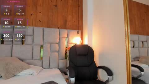 Saori  online show from September 2025 11:59:01 AM