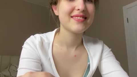 Anny online show from February 2026 08:40:02 PM