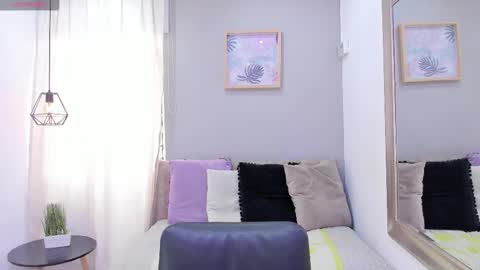 Snapshot of sara__michell chatting on October 2025 12:04:02 PM online show from October 2025 12:04:02 PM