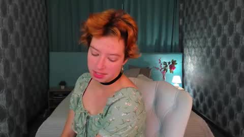 Sarah online show from September 2025 01:38:02 AM