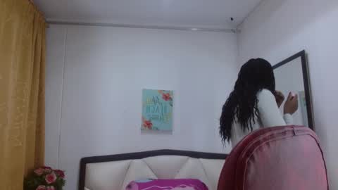 S A R A online show from September 2025 11:11:01 AM