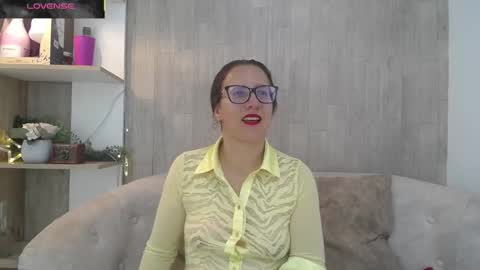 Sara   online show from January 2026 08:07:01 PM