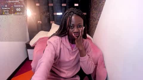 Snapshot of sara_naugty chatting on November 2025 02:06:01 PM S A R A online show from November 2025 02:06:01 PM