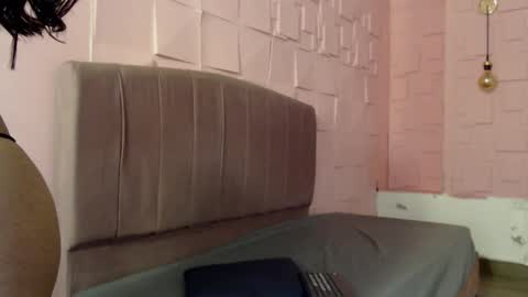 Sara online show from February 2026 07:36:01 PM